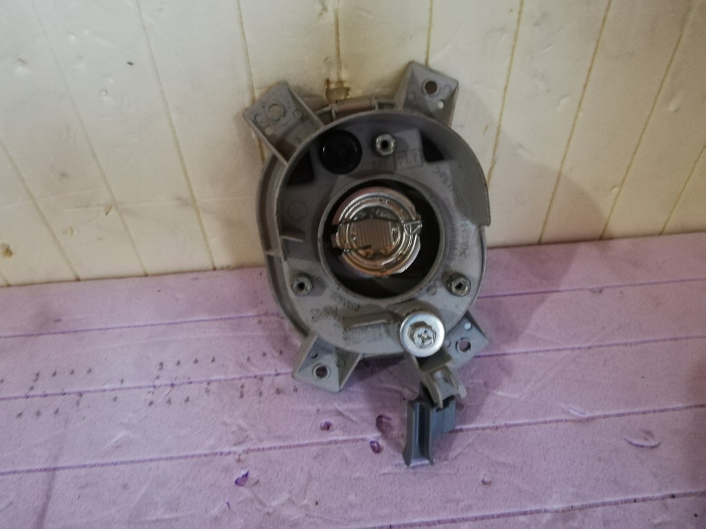 фото №2, Противотуманная фара левый suzuki wagon r plus