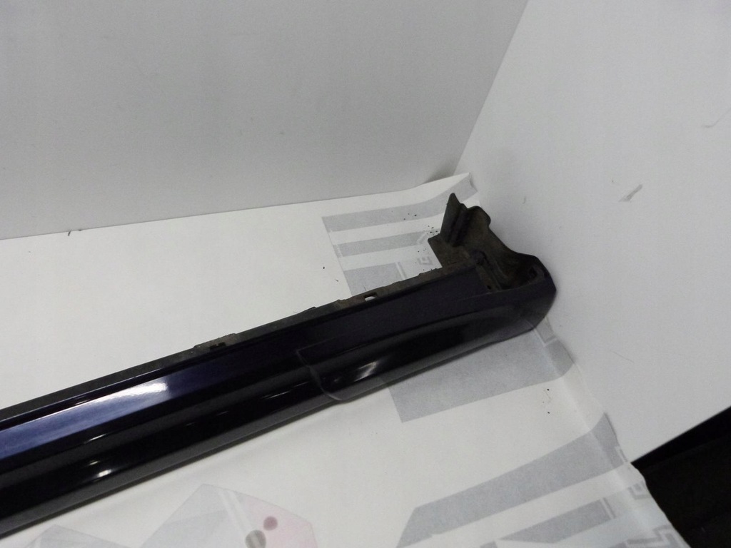 фото №9, Subaru legacy v gt молдинг порог правая d7h