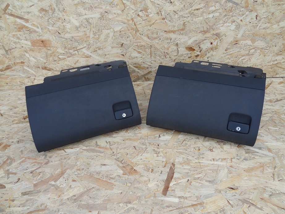 фото №1, Бардачок пасажира audi a8 d3