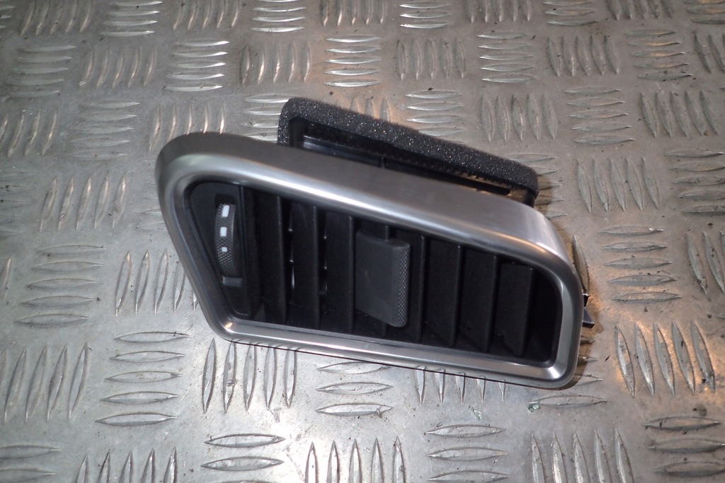 фото №1, Porsche panamera 971 решётка обдув 971819204c