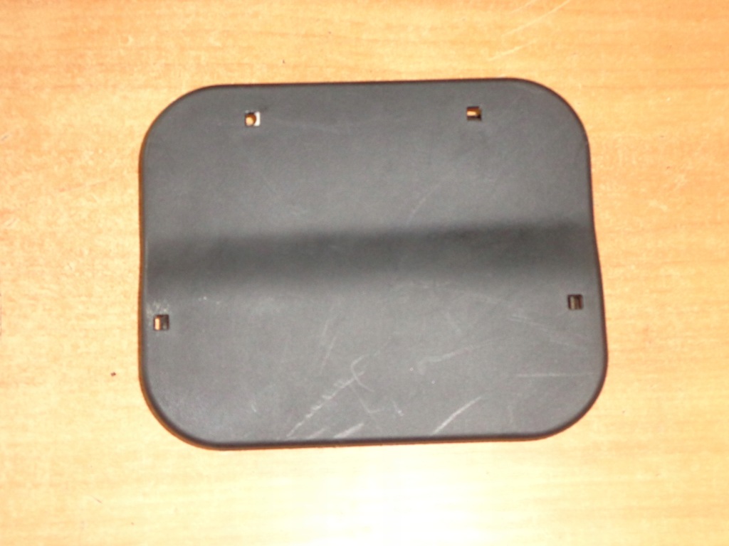 фото №1, Logan заглушка захист корпус пластик багажника