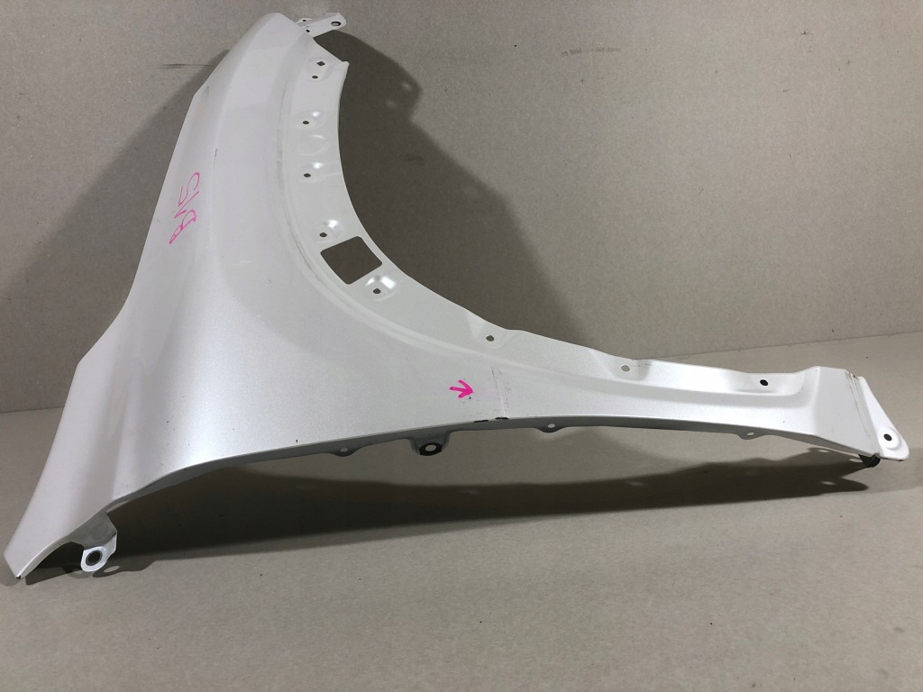 Lexus nx200t nx300 крыло  правый  перед передний в Украине