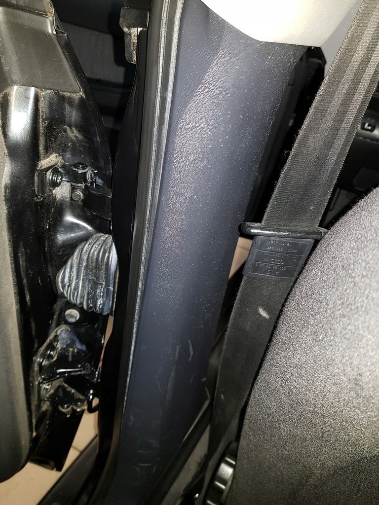 фото №1, Audi a3 8l lift 4двері обшивка стійка середній