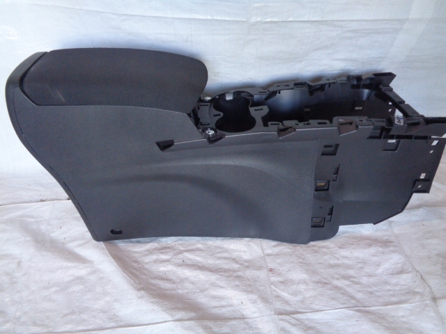 фото №4, Renault kadjar туннель средний бардачок подлокотник