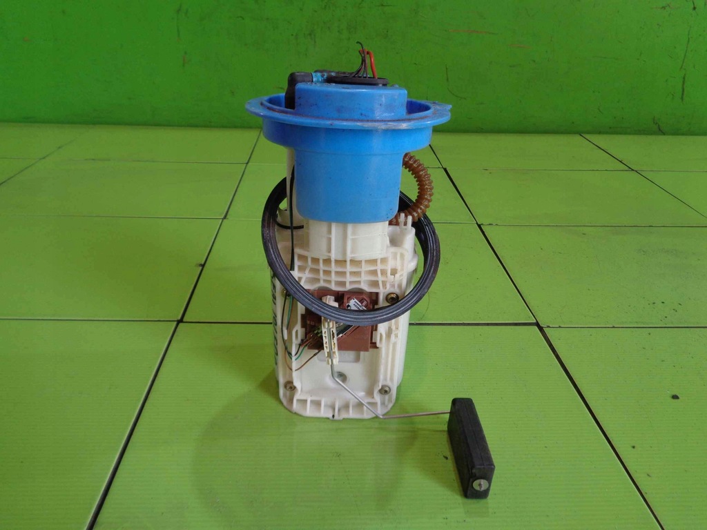 фото №1, Seat toledo iii 2.0 fsi насос топлива 1k0919051al