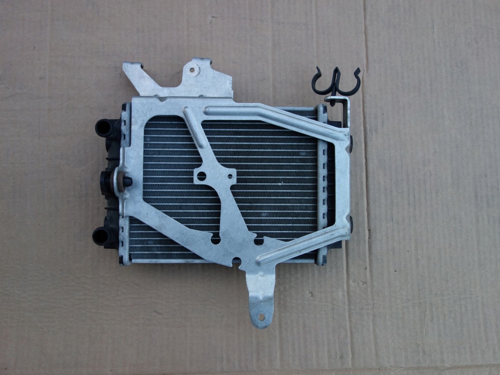 фото №1, Дополнительная радиатор wody audi a8 d4 4h0 tfsi