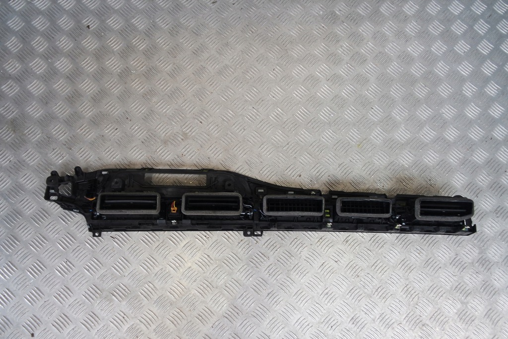 фото №6, Audi a5 8w sportback решётка панели средняя