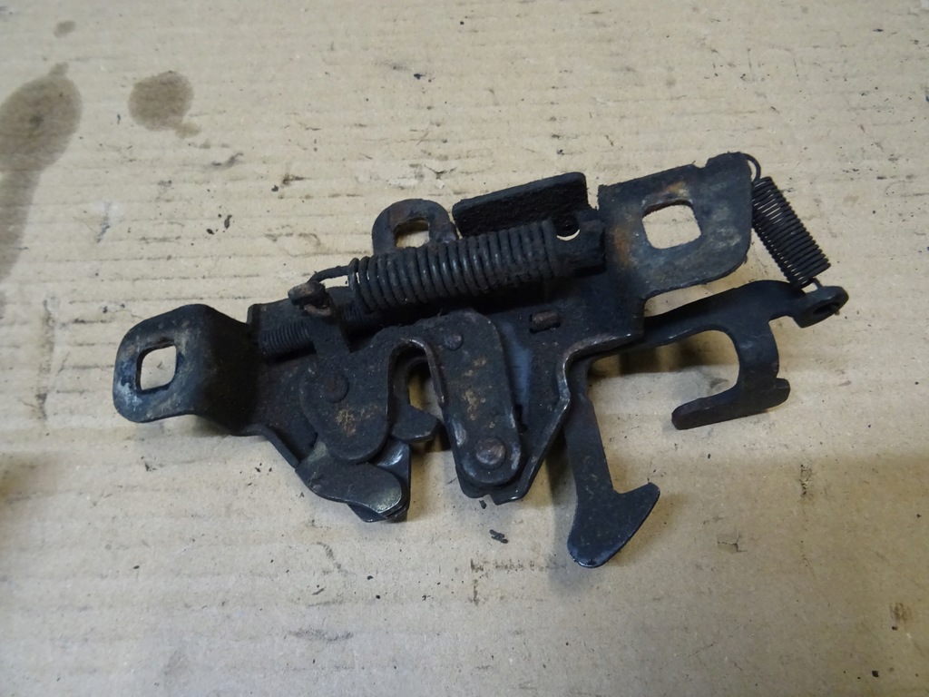 фото №2, Daihatsu rocky замок капот