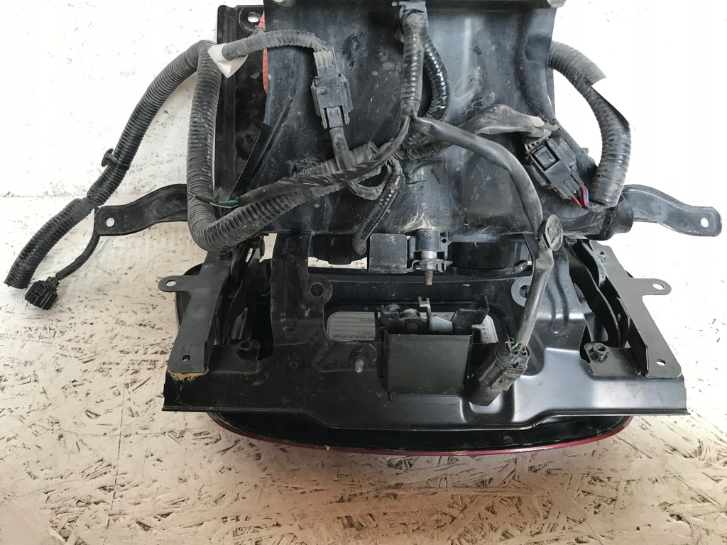 фото №5, Nissan leaf разъём зарядки штекер решётка радиатора перед