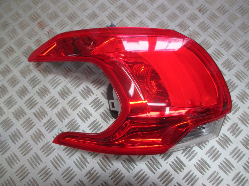 фото №1, Лампа задня ліва led peugeot 2008 2013r-
