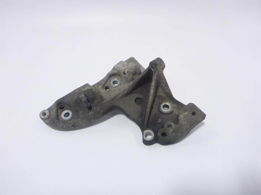 Купить Кронштейн генератора ford fiesta mk7 1.4tdci