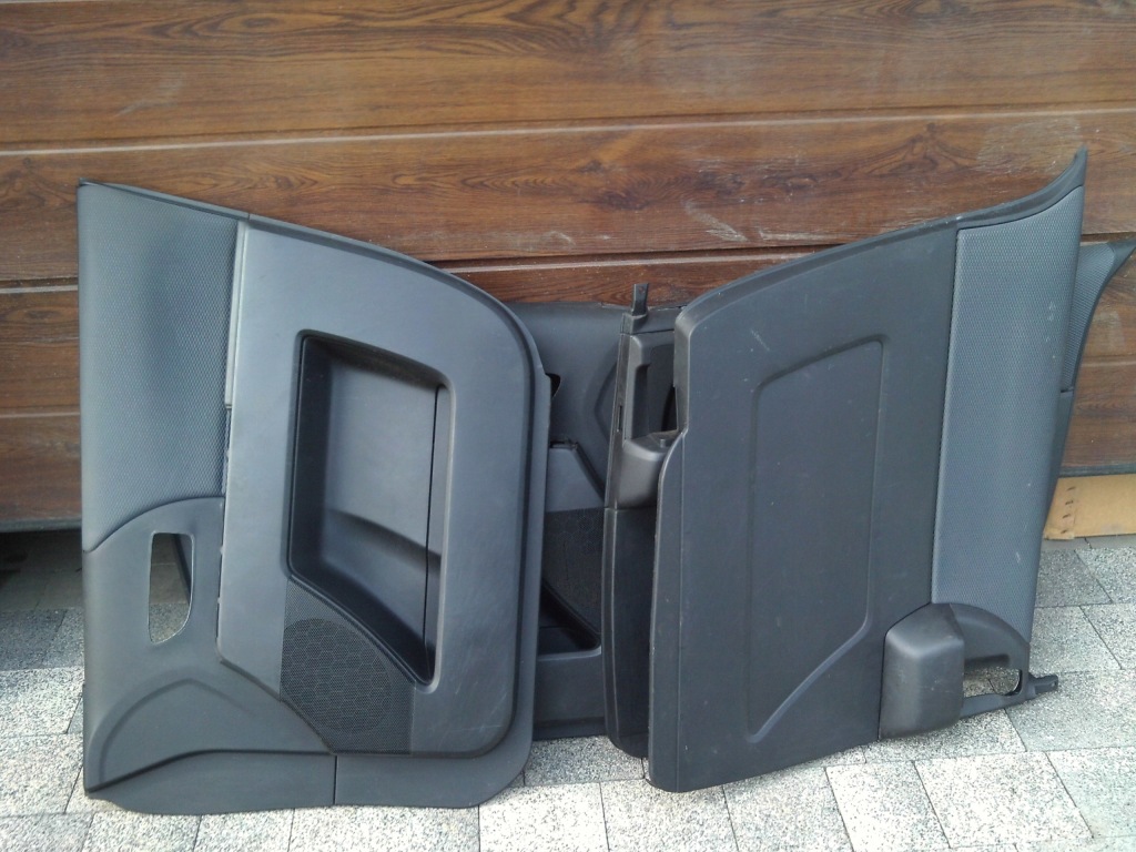 фото №3, Сиденья комплект i ii iii ряд mazda 5 переделка van