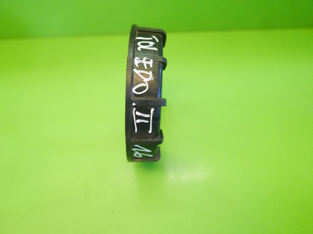 фото №5, Гайка бака топлива seat toledo ii 2 1.6 8v