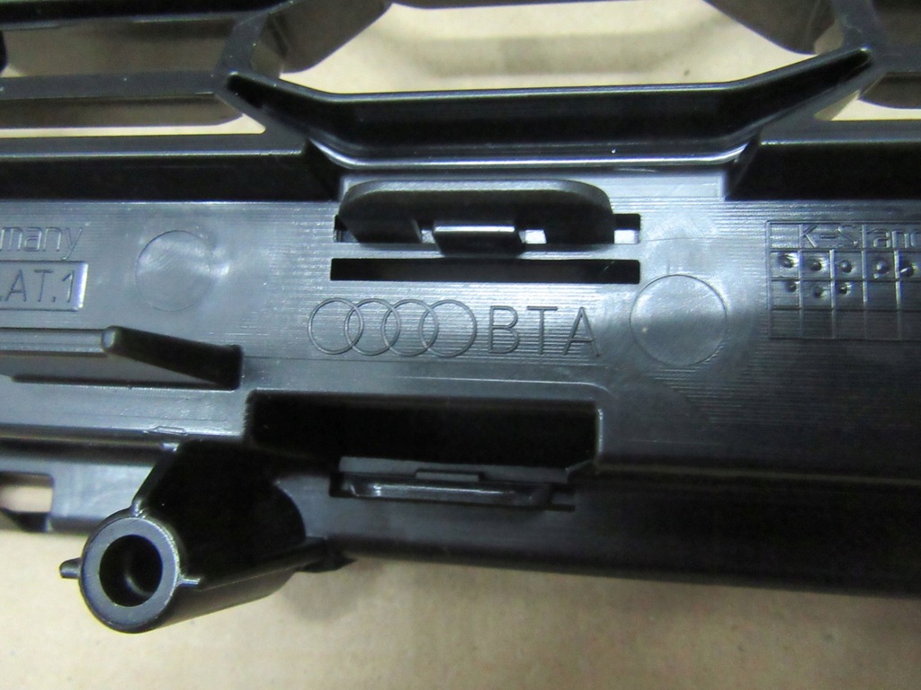 фото №9, Решітка радіатора audi rs4 8w0 решітка радіатора audi rs4 b9 решітка радіатора новий оригінал 8w0853653