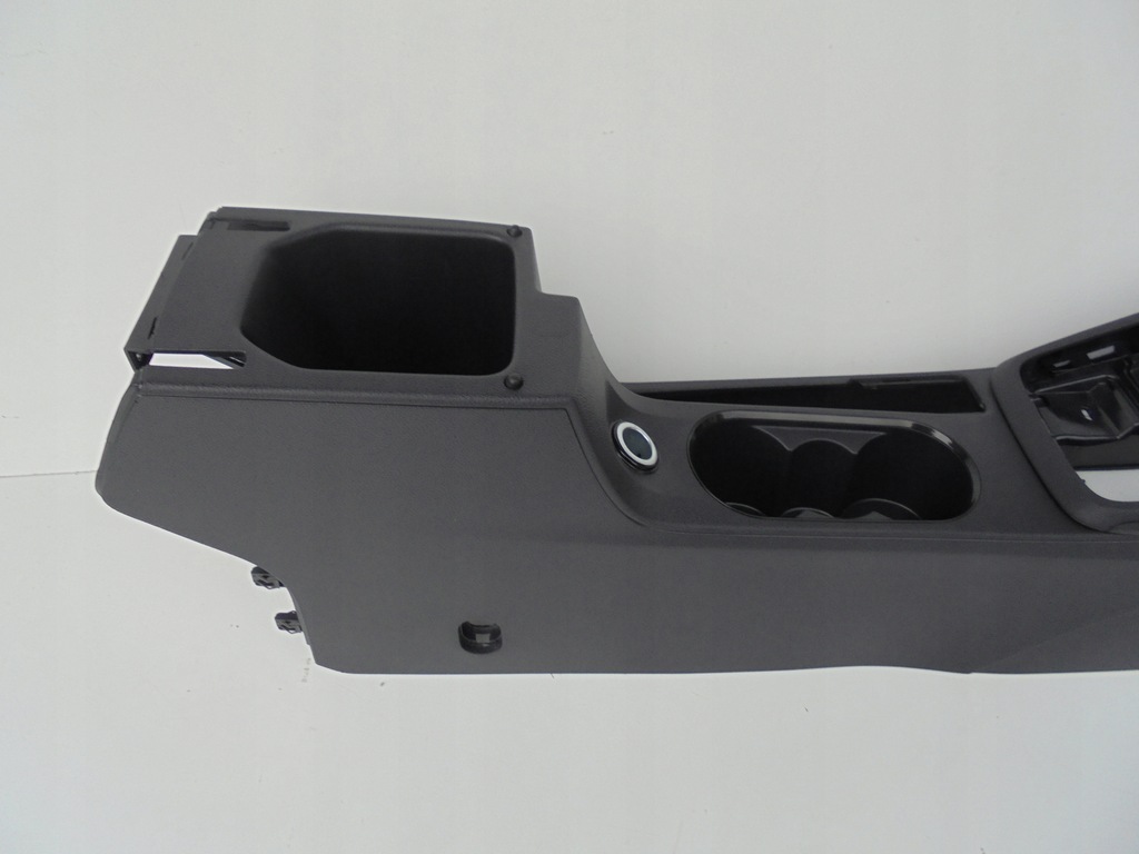 фото №13, Skoda scala туннель средний 65586324 rok 2019-