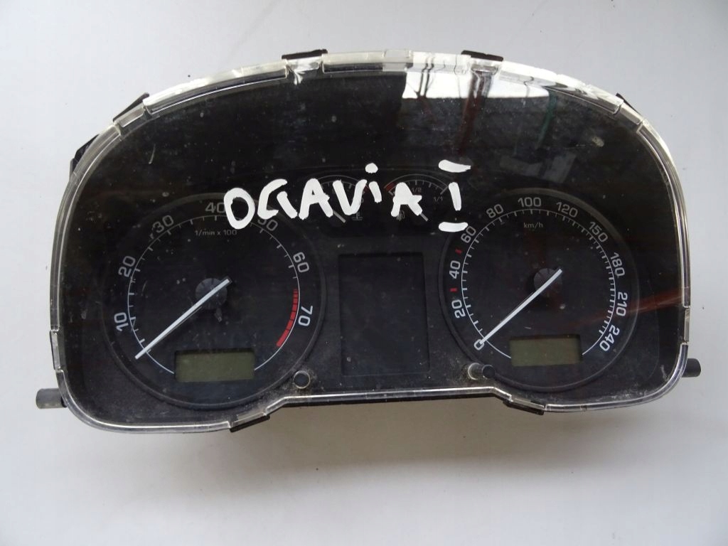 фото №1, Skoda octavia i лічильник прилади