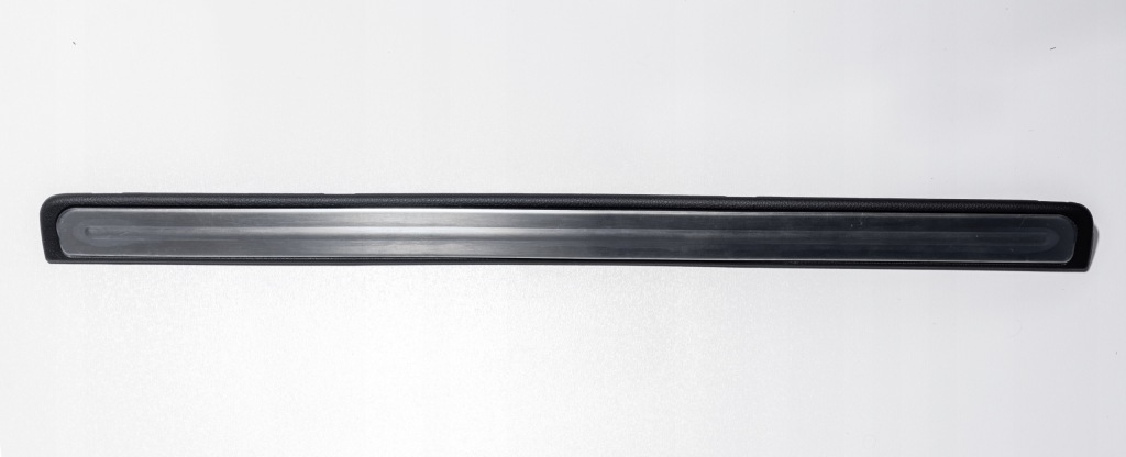 фото №1, Молдинг порог левая перед primera p12 769b1av710