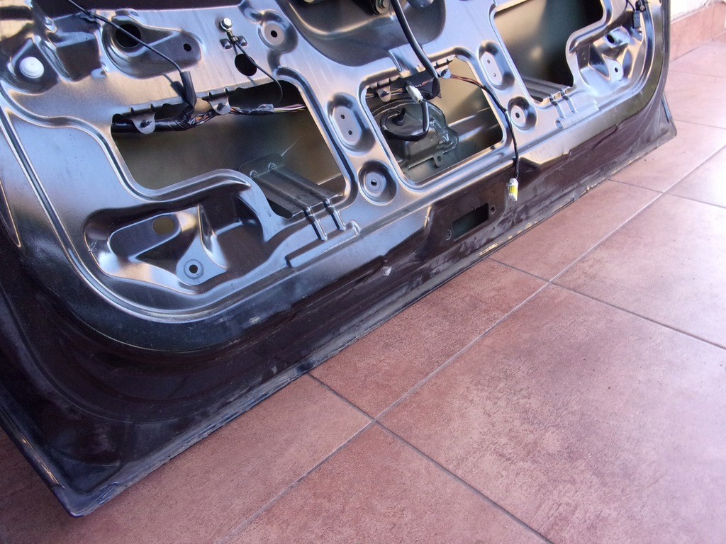 фото №8, Nissan micra k12 03-10 2003-2010 крышка багажника задняя задняя