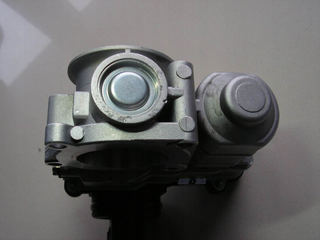 фото №6, Micra k12 1,4 16v дроссельная заслонка jak nowa sera576-02