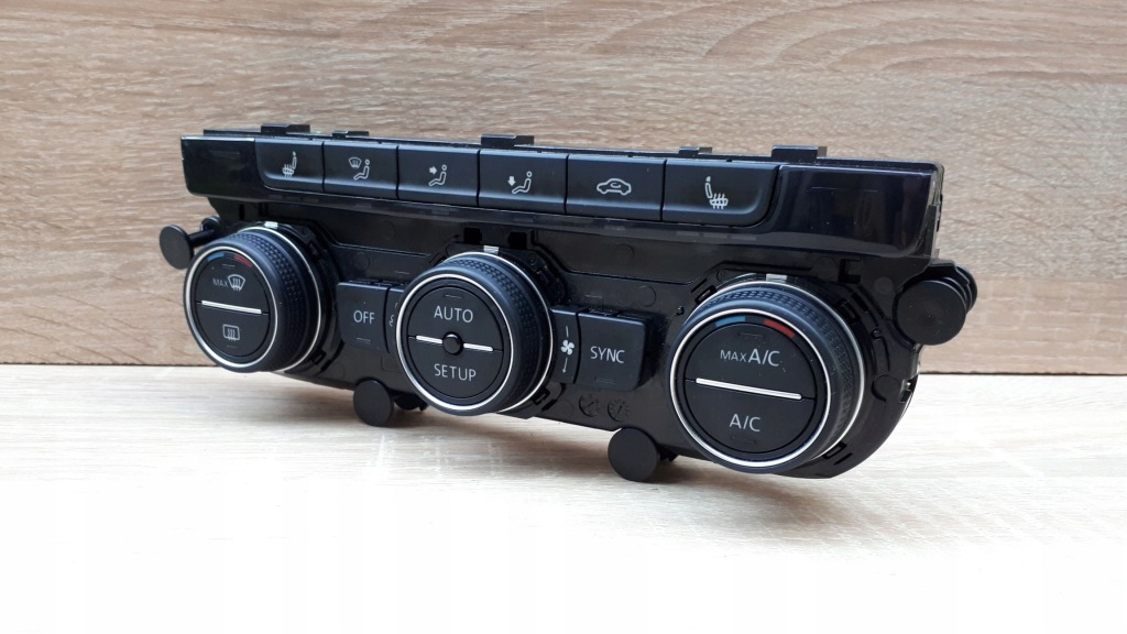 фото №1, Vw 5g0907044aa панель кондиціонера golf vii