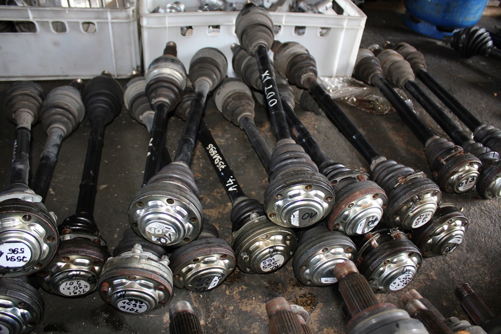 фото №1, 10 bmw e84 x1 привідний вал ліва 7591595