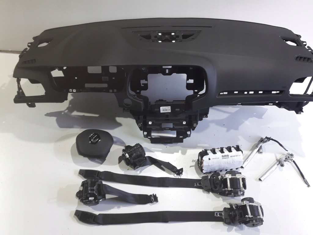 фото №1, Renault megane iv приборная панель подушка безопасности подушки безопасности ремни
