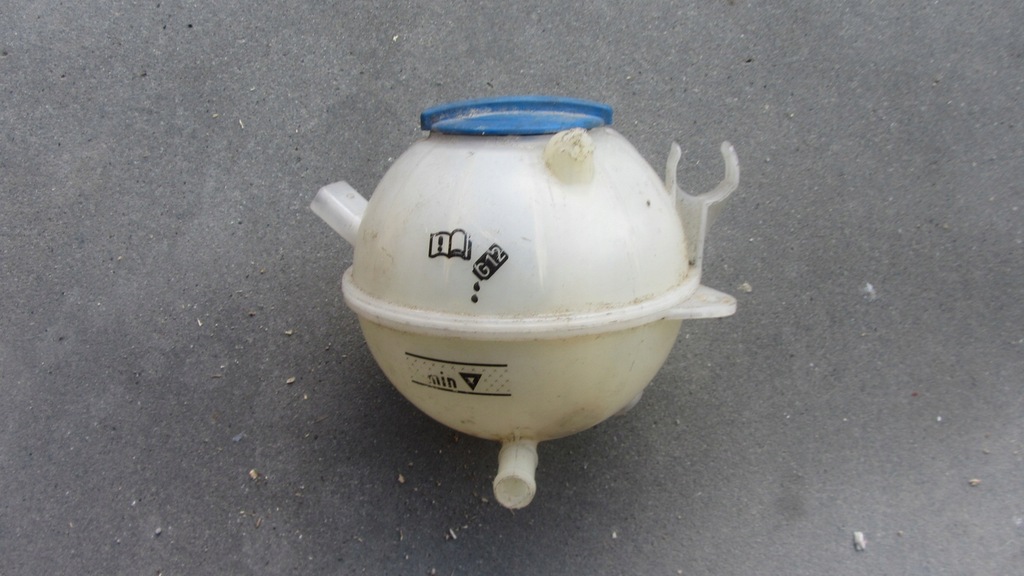 фото №8, Golf 6 vi a3 бачок расширительный 1k0121407