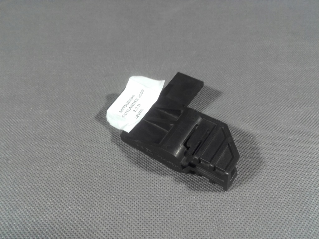 фото №4, Outlander 09 кронштейн радиатора левая