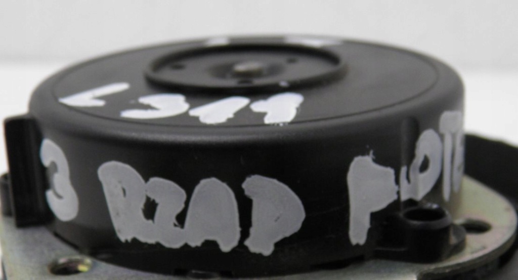 фото №2, Pas лівий задня 3 ряд discovery iii l319 evl501220