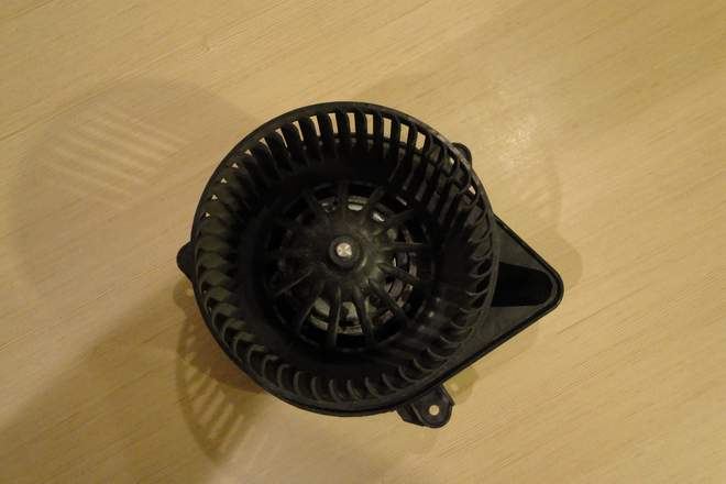 фото №2, Повітродувка вентилятор renault trafic 2 ii eur łódź