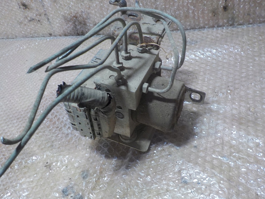 фото №3, Kia carens i насос abs