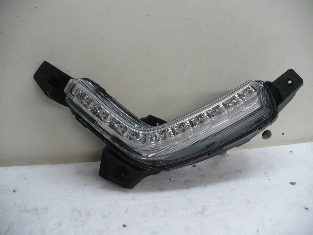 фото №1, Hyundai i10 drl противотуманная фара правый 92202-6901