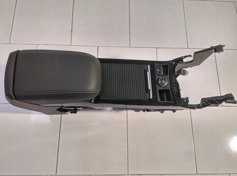 фото №1, Ford kuga підлокітник шкіра 2018 rok