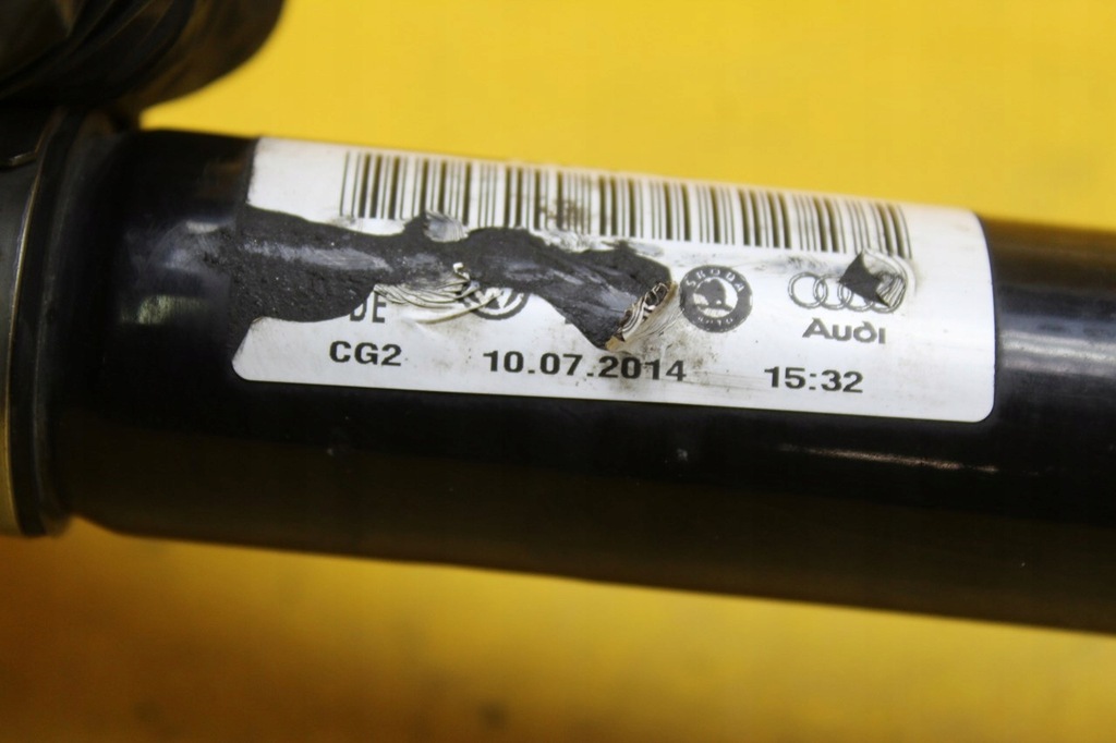 фото №7, Привідний вал задня задній a6 c7 sedan quattro 8r0501203c