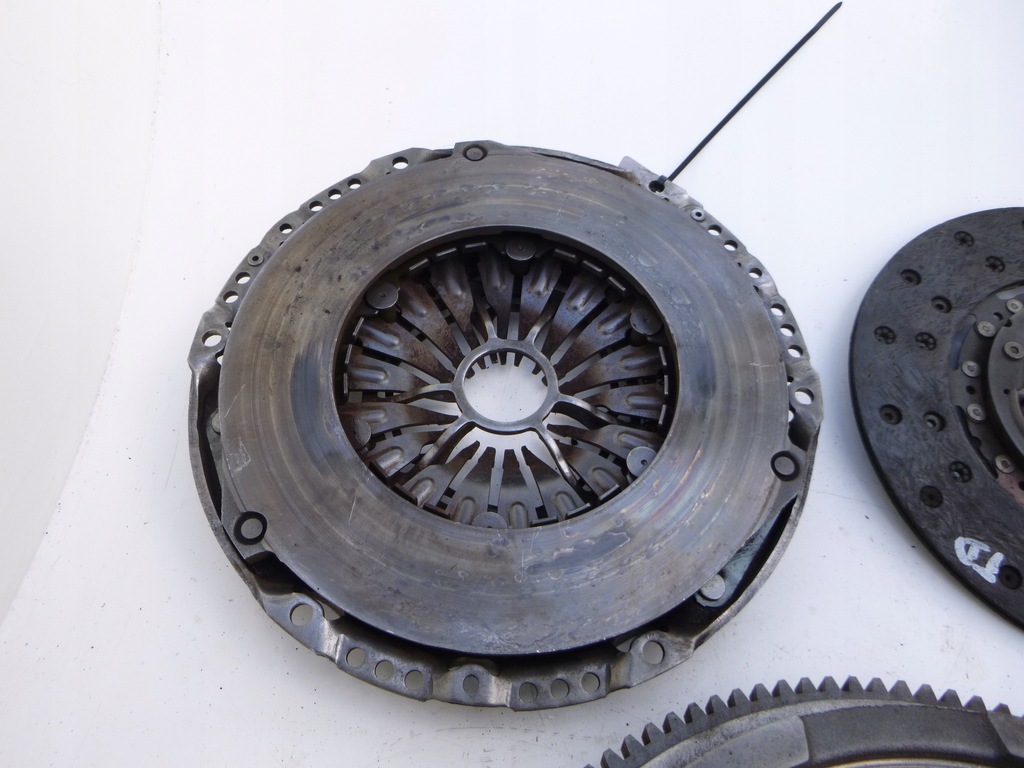 фото №6, Land rover discovery iii 2.7 td сцепление колесо kpl