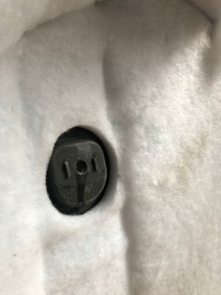 фото №10, Dodge journey 4x4 3.6 2012 обшивка багажника правий