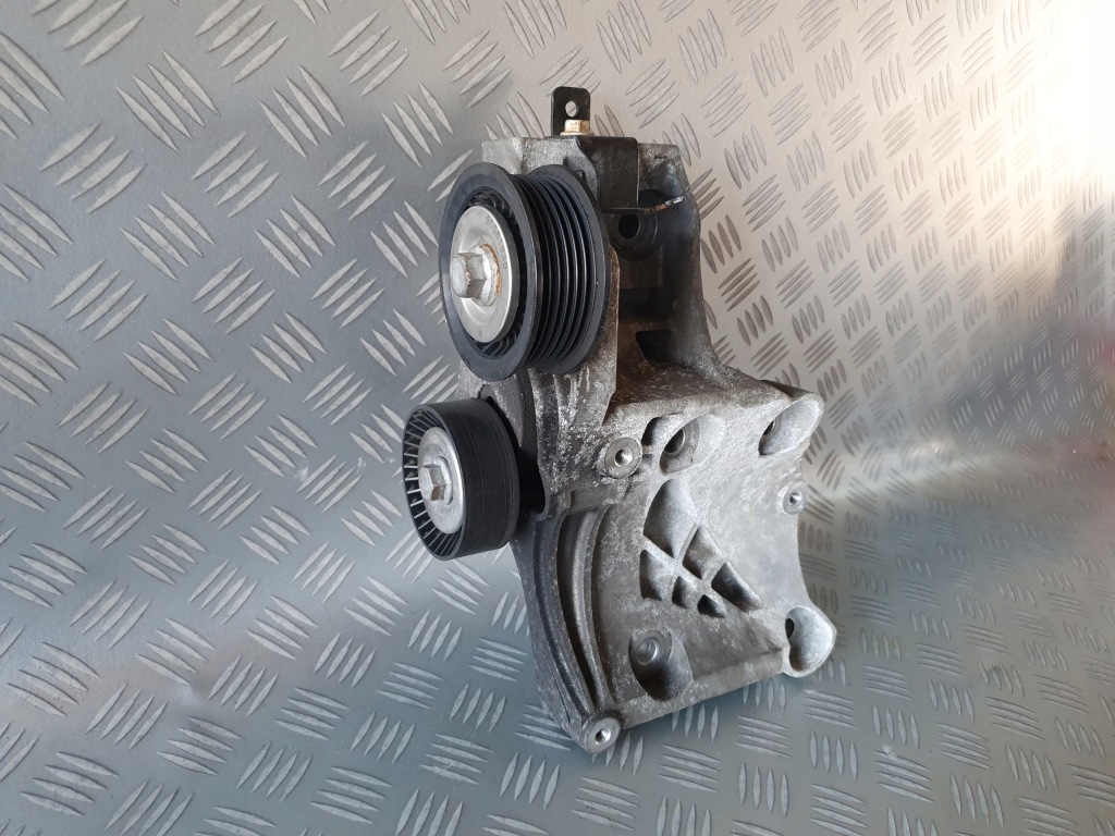 фото №4, Кронштейн кронштейн двигуна 55582510 zafira c 2.0 cdti