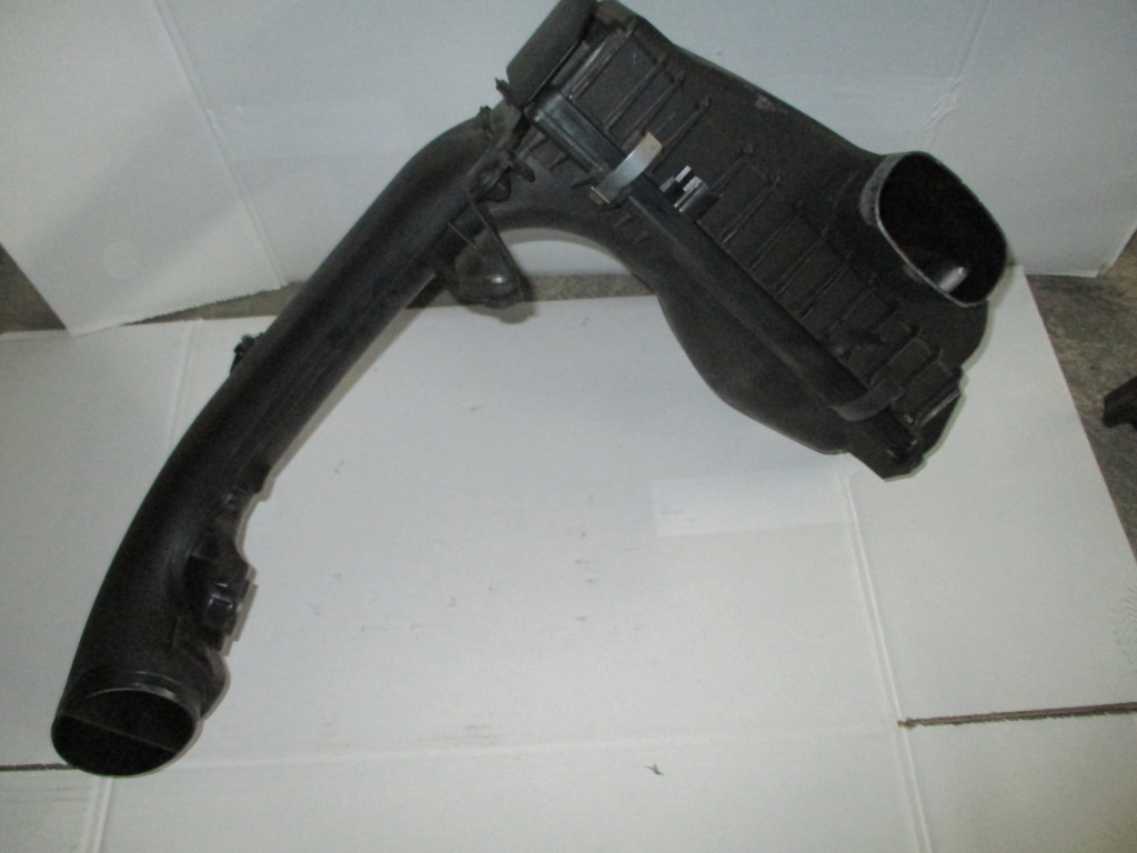 фото №1, Bmw оригінальний номер 8507565 фільтр повітря корпус