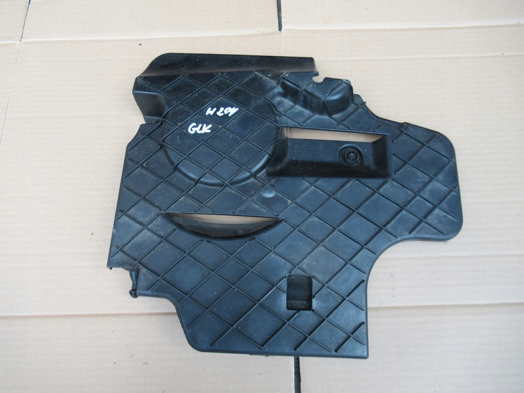 фото №1, Mercedes w204 glk крышка защита a6510100175