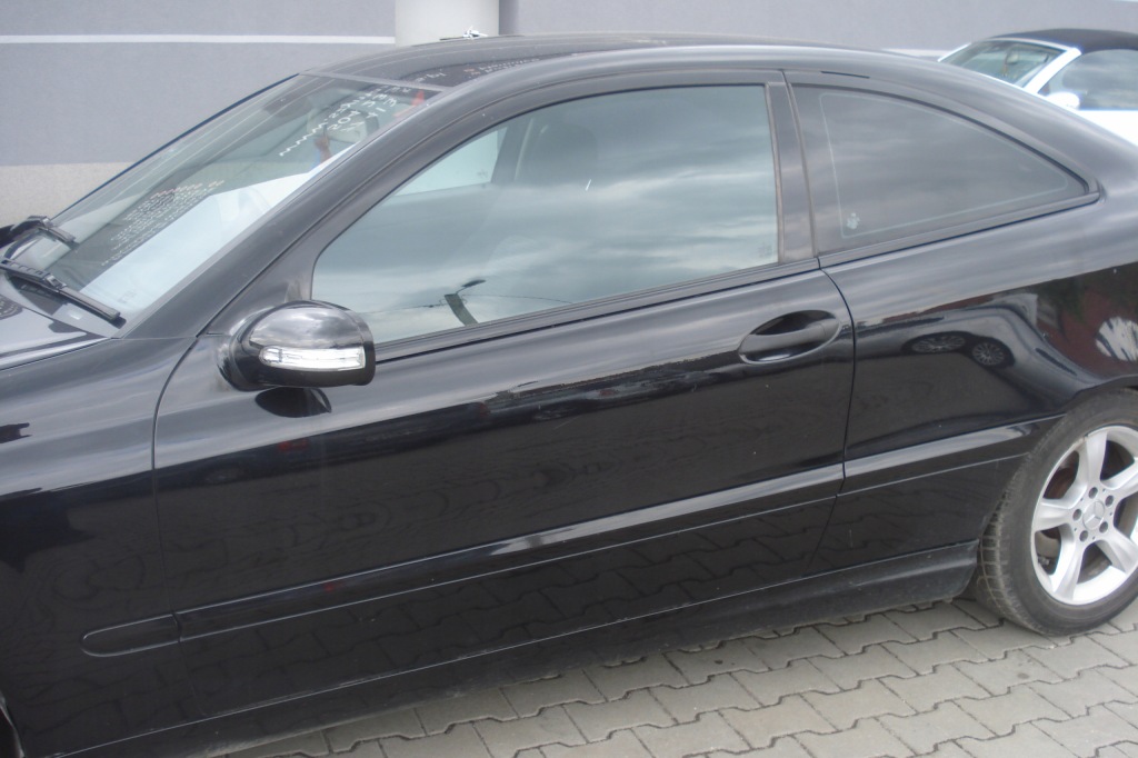 фото №1, Двері ліва mercedes w203 coupe lift