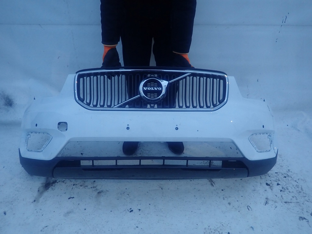 фото №1, Volvo xc40 17- бампер перед pdc