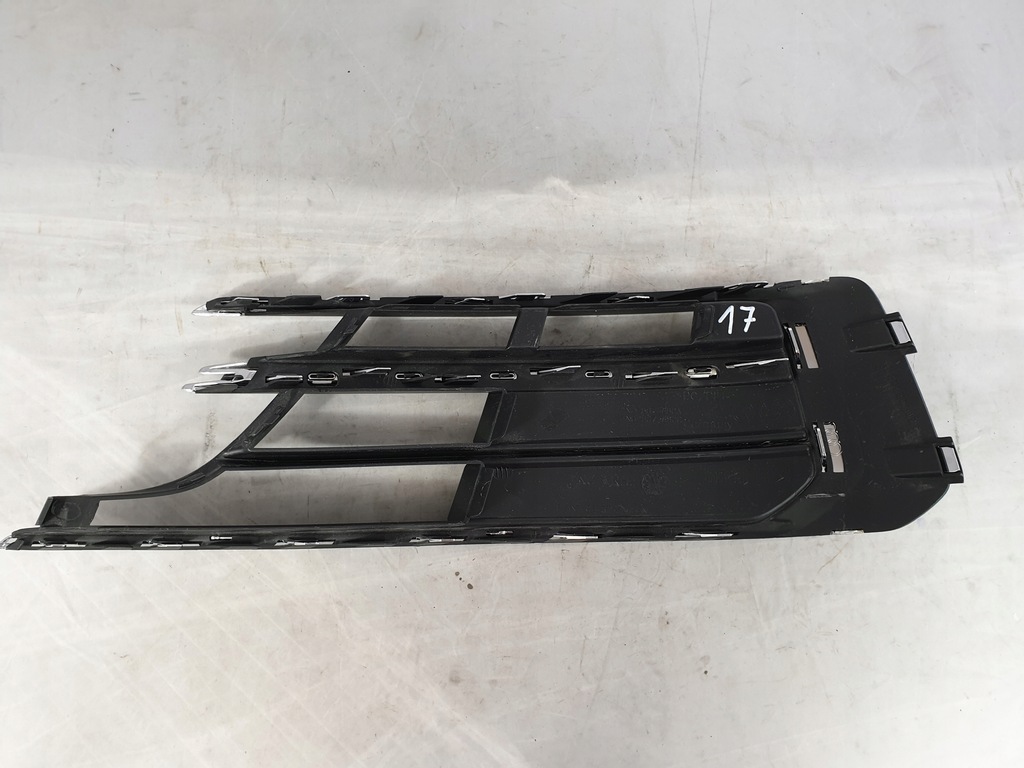 фото №10, Решітка бампера права audi a8 d5 4n0807680