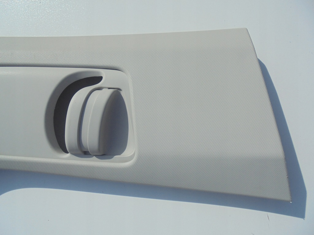 фото №2, Vw t-roc защита стойка правая 2ga868312 2017-2019