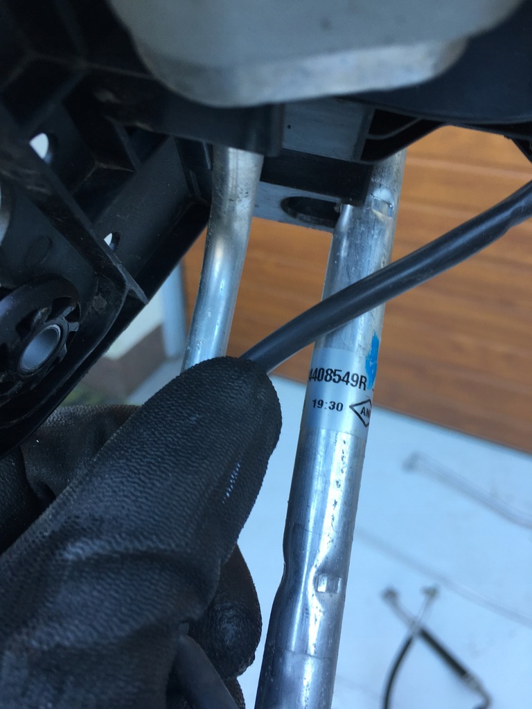 фото №8, Renault zoe шланг кондиционера wąż 924467761r