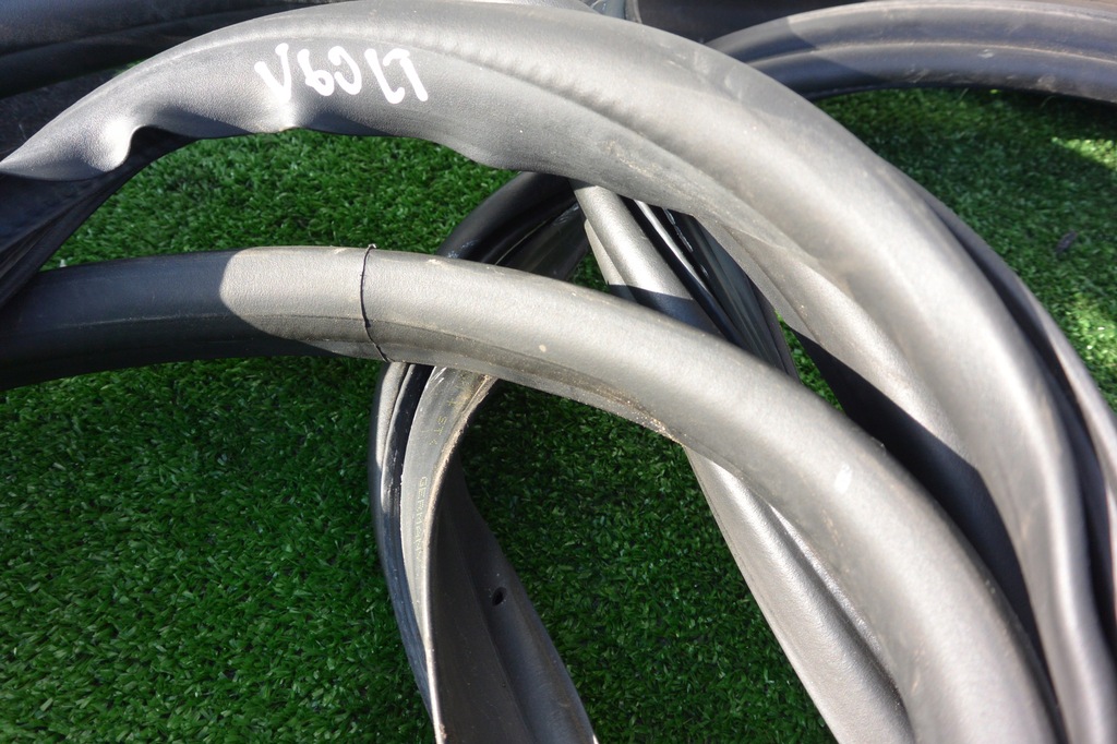 фото №8, Прокладка двері volvo v60 ii lift kombi