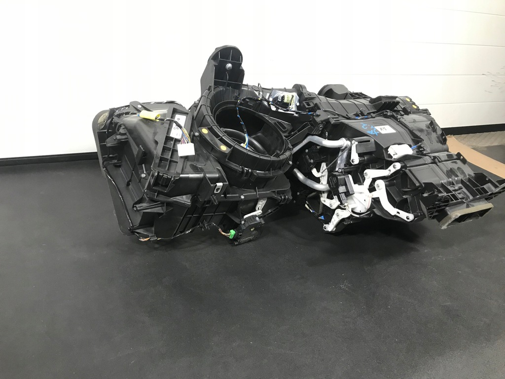 фото №11, Обігрівач jaguar xf 4.2 8x23-19b555