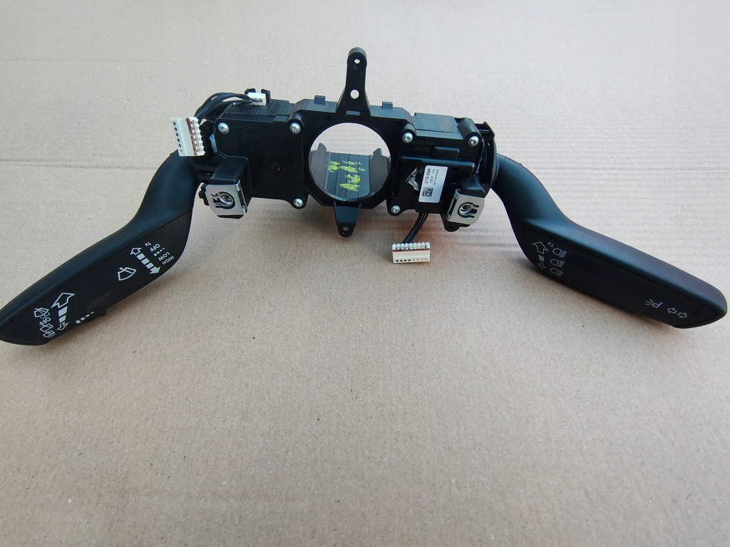 фото №1, Переключатель комбинированный audi оригинальный номер 8x0953521ae