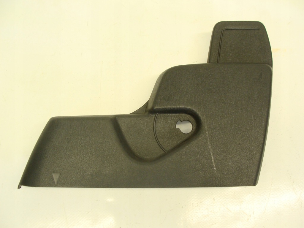фото №1, Opel zafira b защита заглушка сиденье левая 13167473