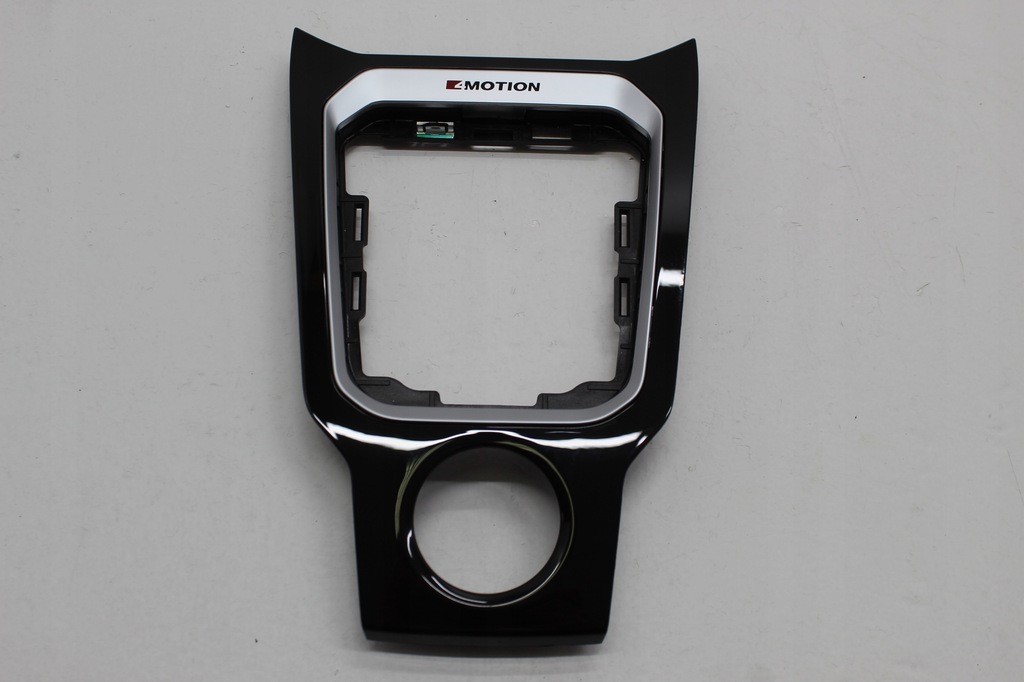 фото №1, Vw t-roc рамка корпус чехол рычага переключения передач 2ga711456