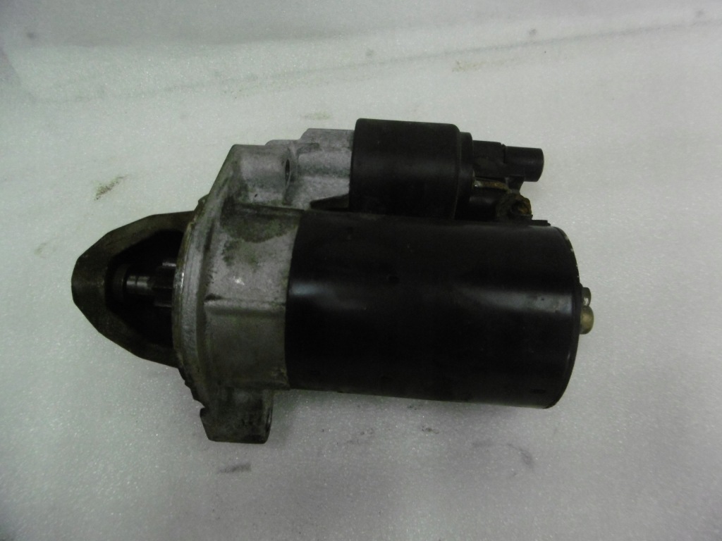 Купити Стартер mercedes-benz оригінальний номер 0001360037